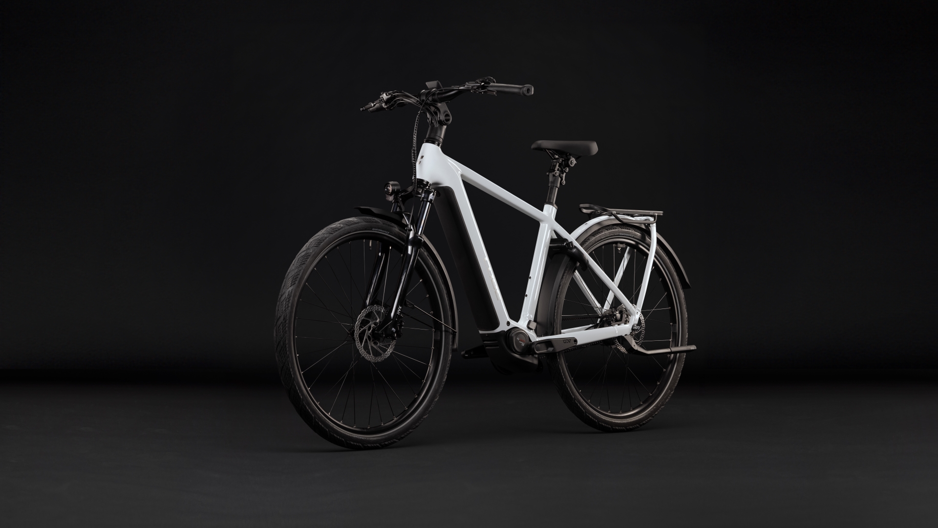 Kathmandu Hybrid Deluxe Pro 800 metallicwhite´n´chrome