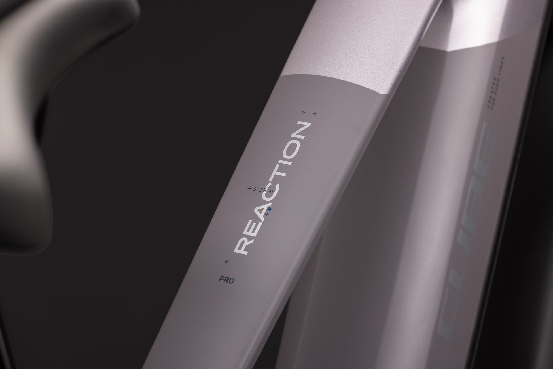 Reaction Hybrid Pro 800 FE lilacbreeze´n´prizm