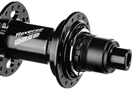 945677_17143-Reverse-Components-Black-One-29-Boost-Hinterrad-XD.jpg
