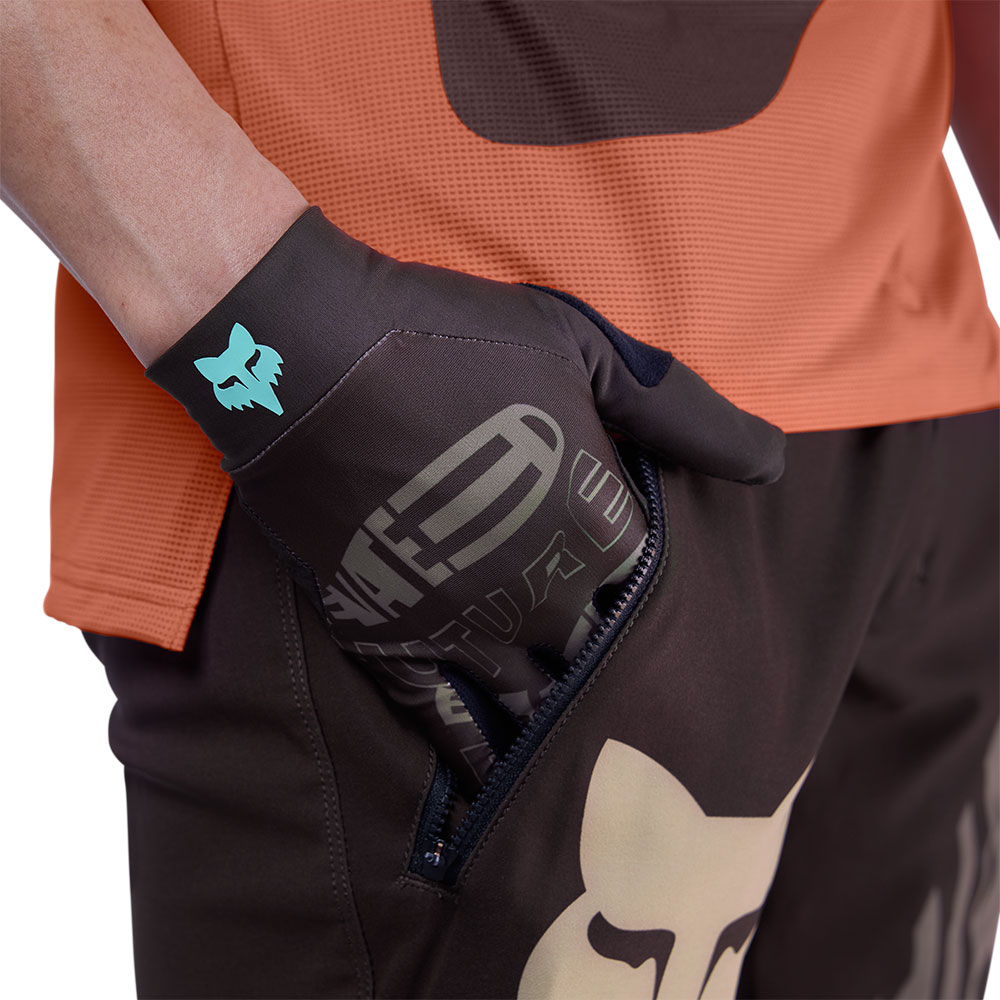 Fox_33458-222_Flexair_Elevated_MTB_Hose (2).jpg