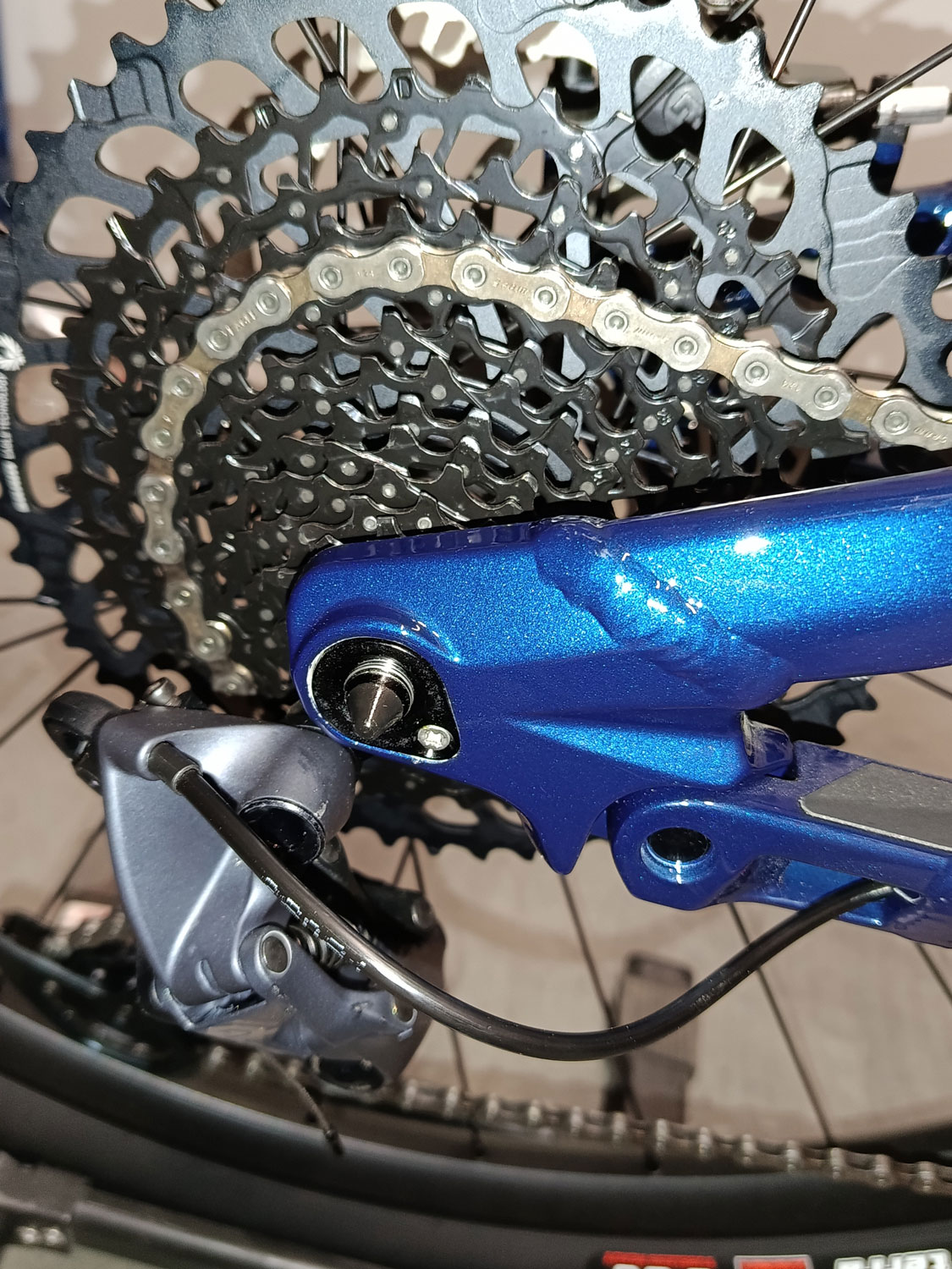 SKEEN TRAIL AL 8.0 (produkt nowy z wadą lakierniczą)