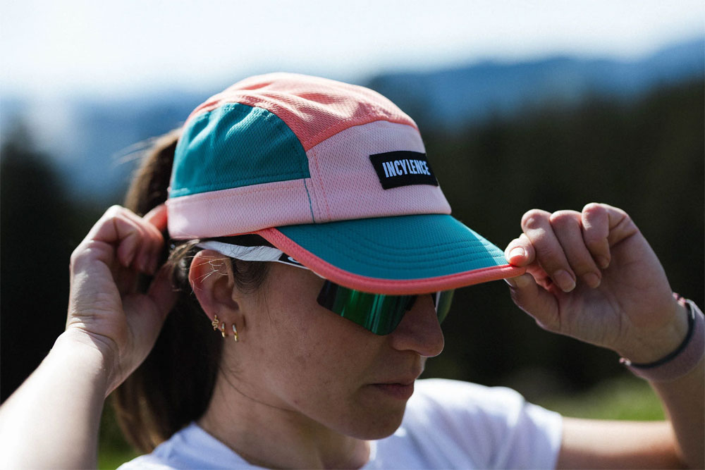 incylence-running-cap-scarlett-moss-60402 (4).jpg