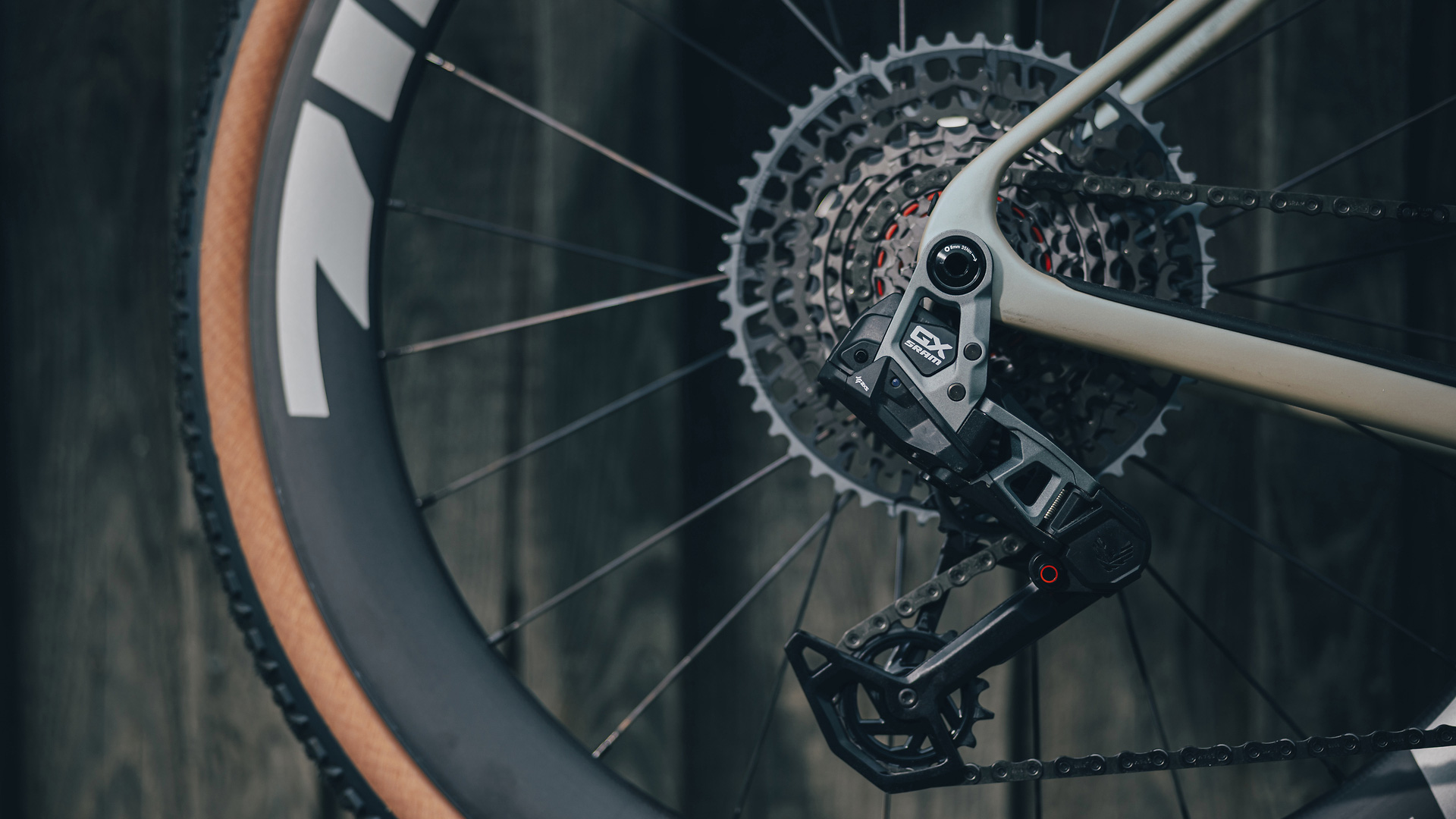 Nuroad C:62 SLX glintsand´n´black