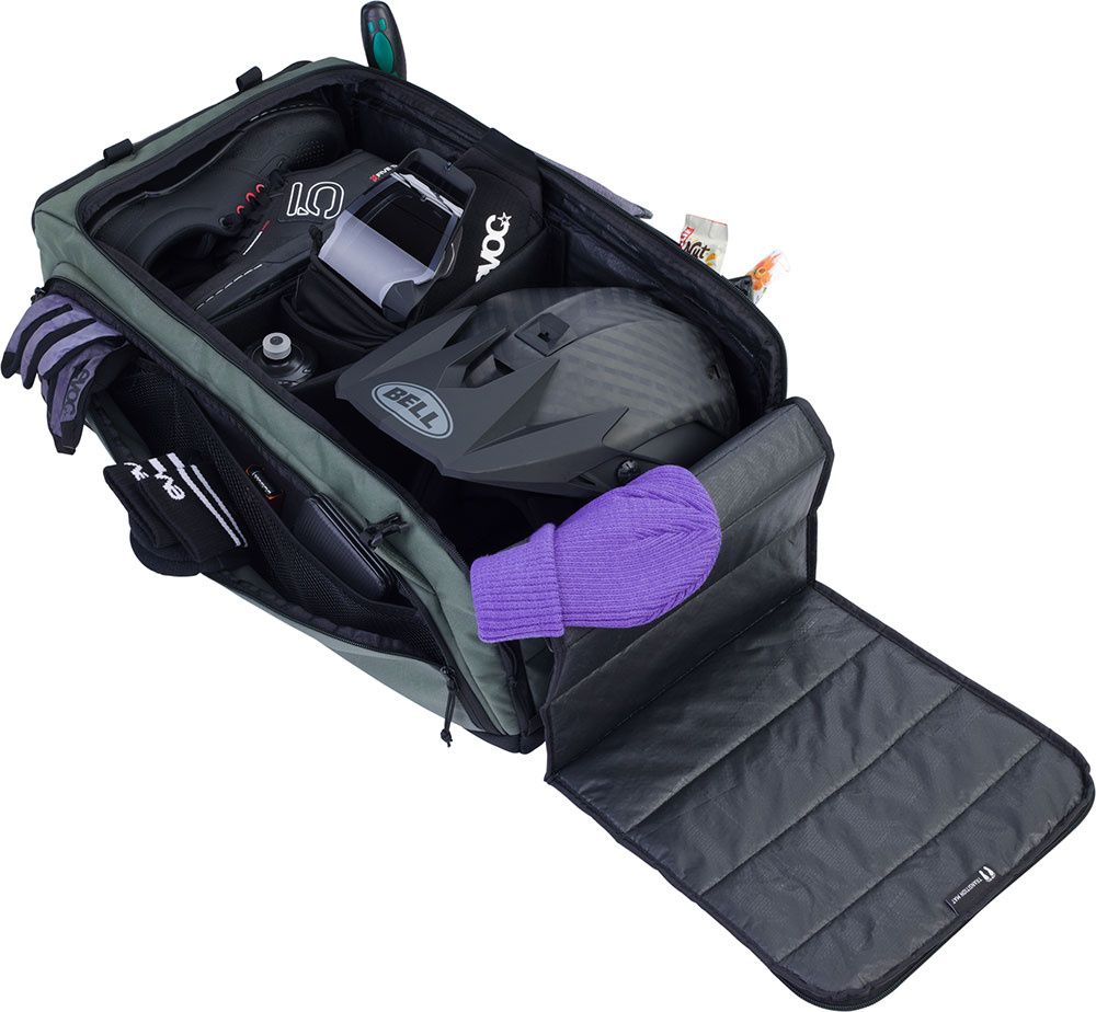 401412332-GEAR-BAG-55-dt05.jpg