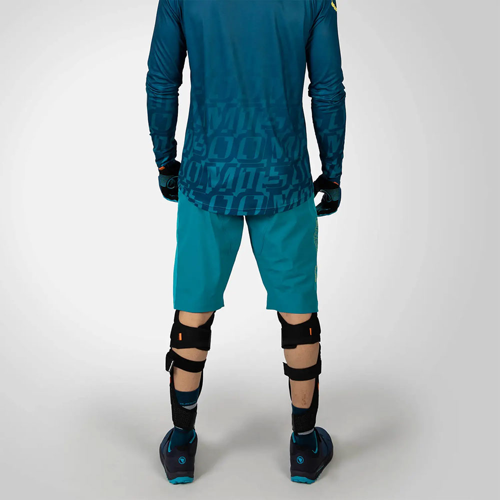 Endura_MT500-D30-Knieprotektoren_E1282BKS-M-(5).jpg