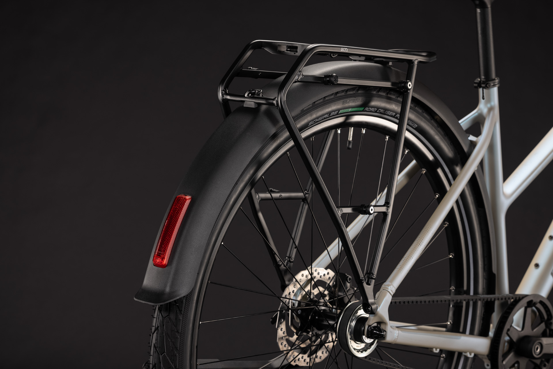 Editor ONE FE Glintsand'n'Black Trapeze