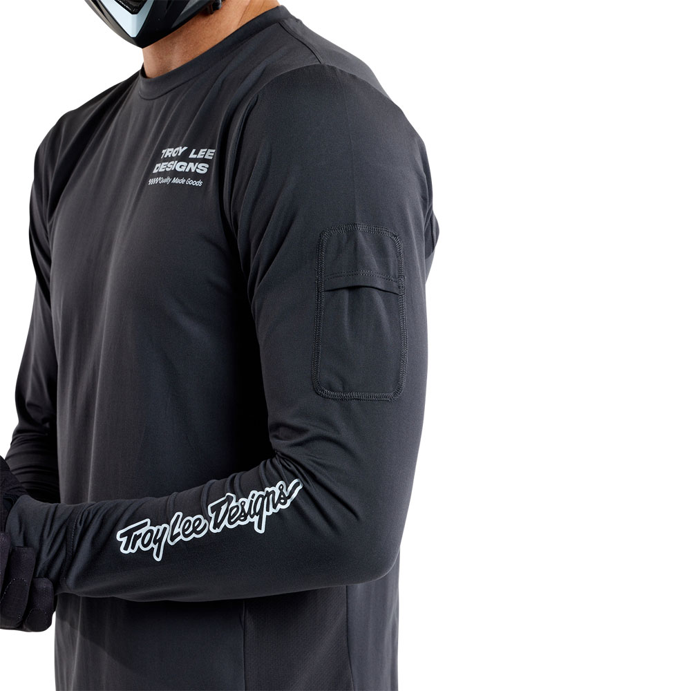 TLD_B25D1_RUCKUS_LS_RIDE_TEE_FACTORY_CARBON_09.jpg