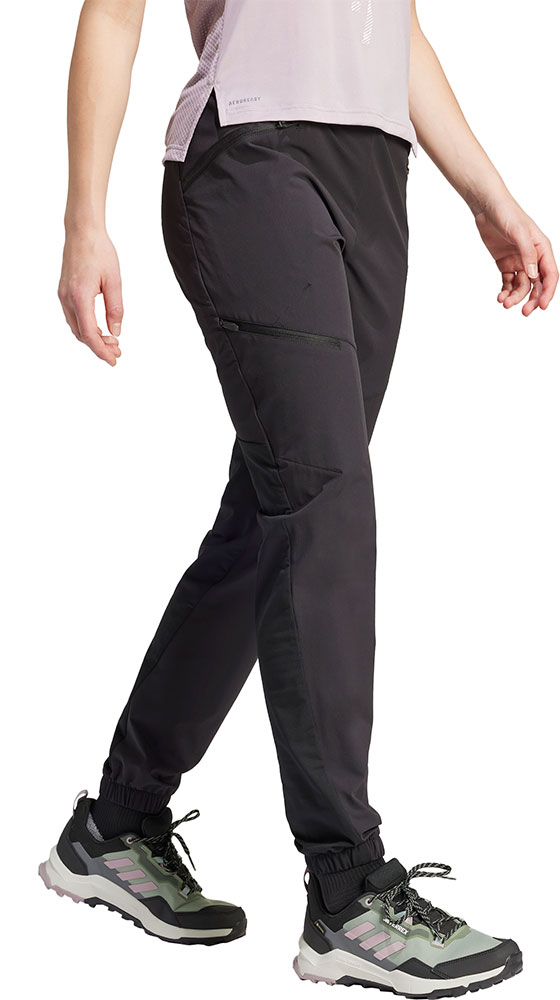 Adidas_IQ1407_Terrex_Xperior_Damen_Softshellhose (5).jpg