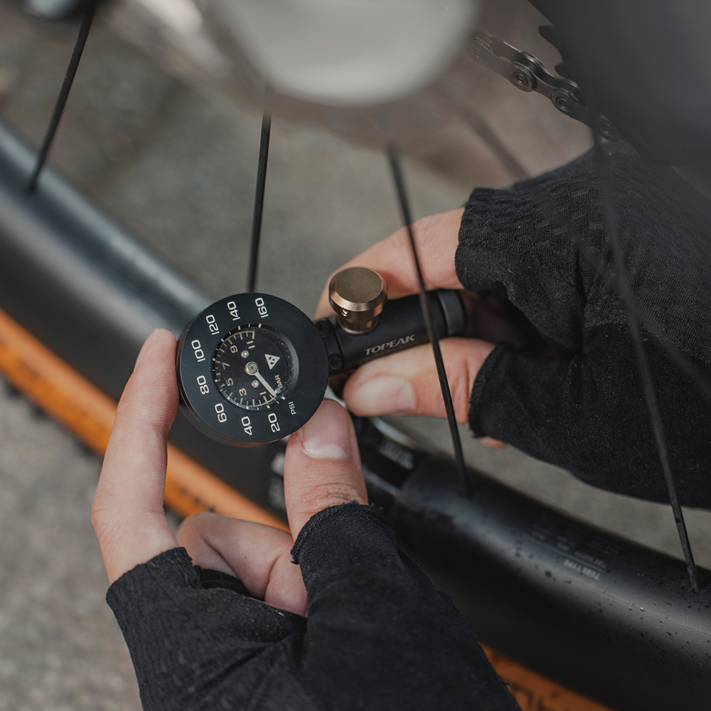 Topeak 15700280 20145297 AirBooster G+ CO2-Pumpe   (3).jpg