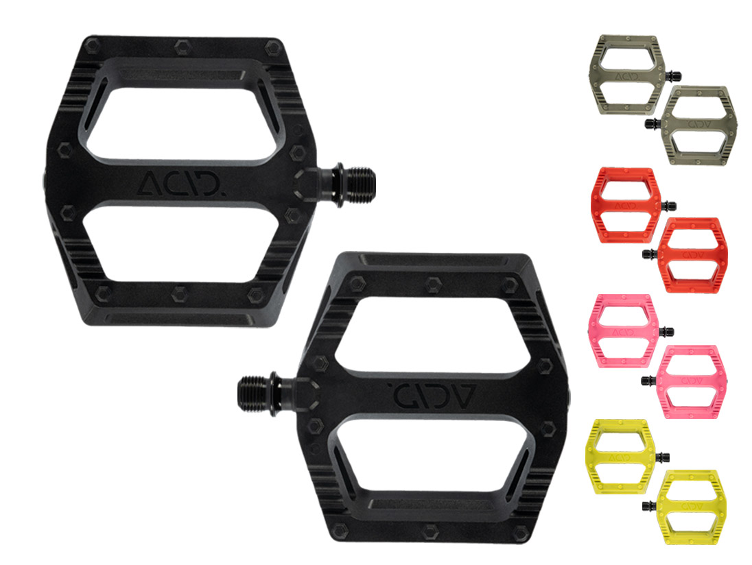 Master_C6ZP_Cube_black.jpg