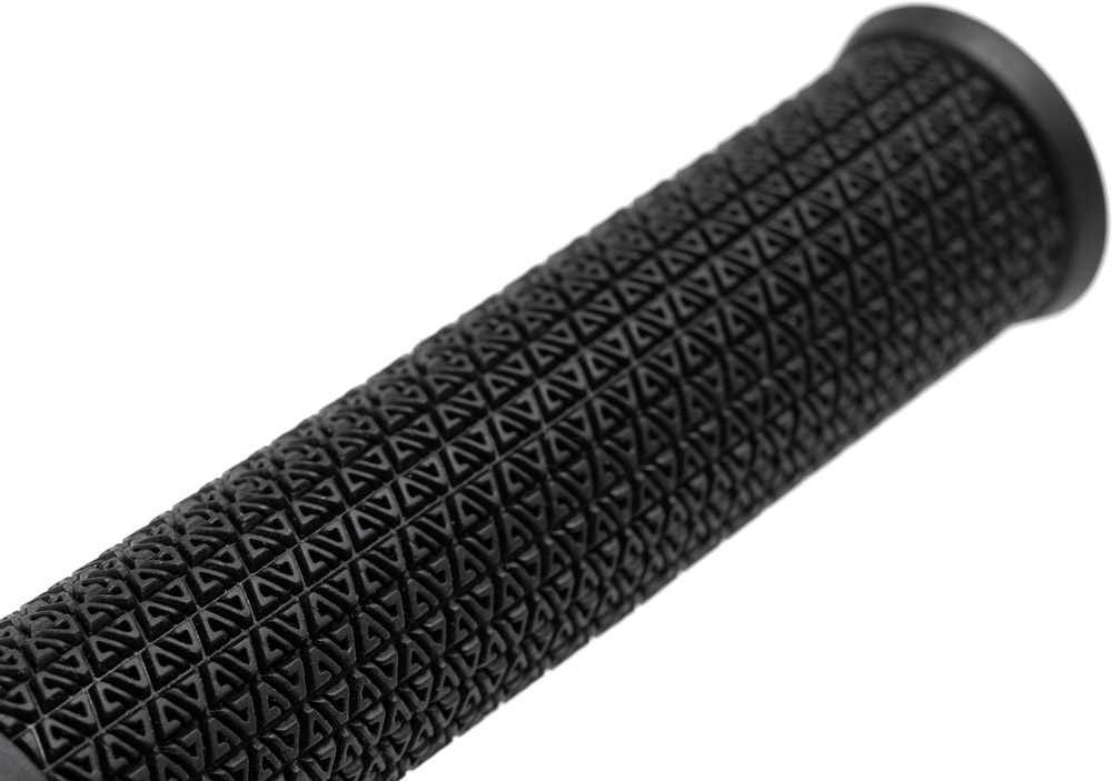 938800000-Icon-Griffe-black(4).jpg