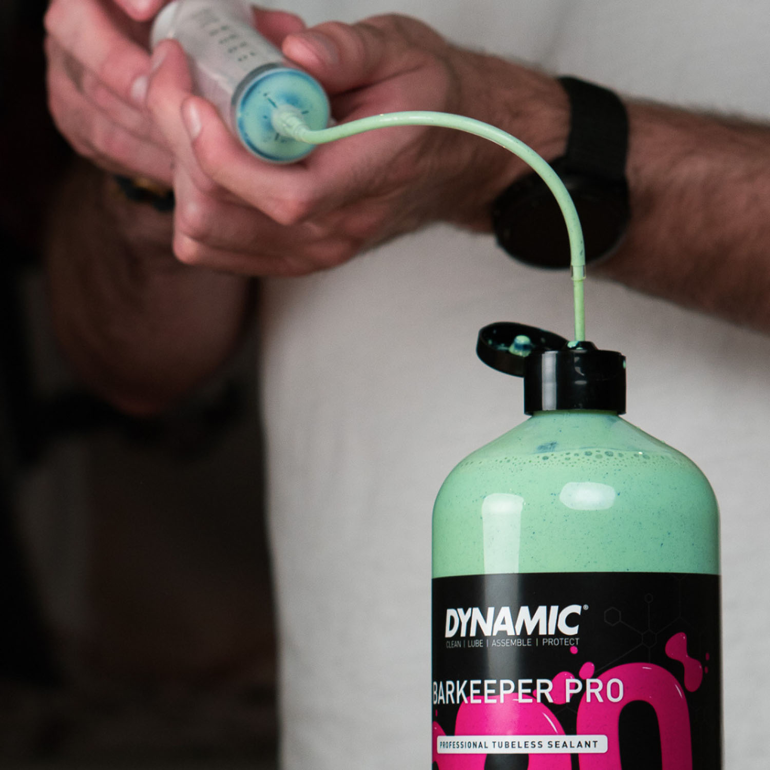 DY-117_dynamic_bar-keeper-pro-reifendichtmittel3.jpg