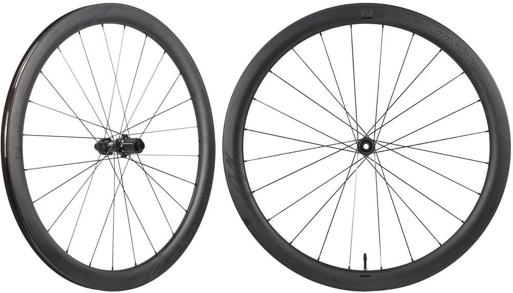 R4-DISC-CL-PRO-11S-R4-Disc-CL-Pro-Carbon-Laufradsatz.jpg