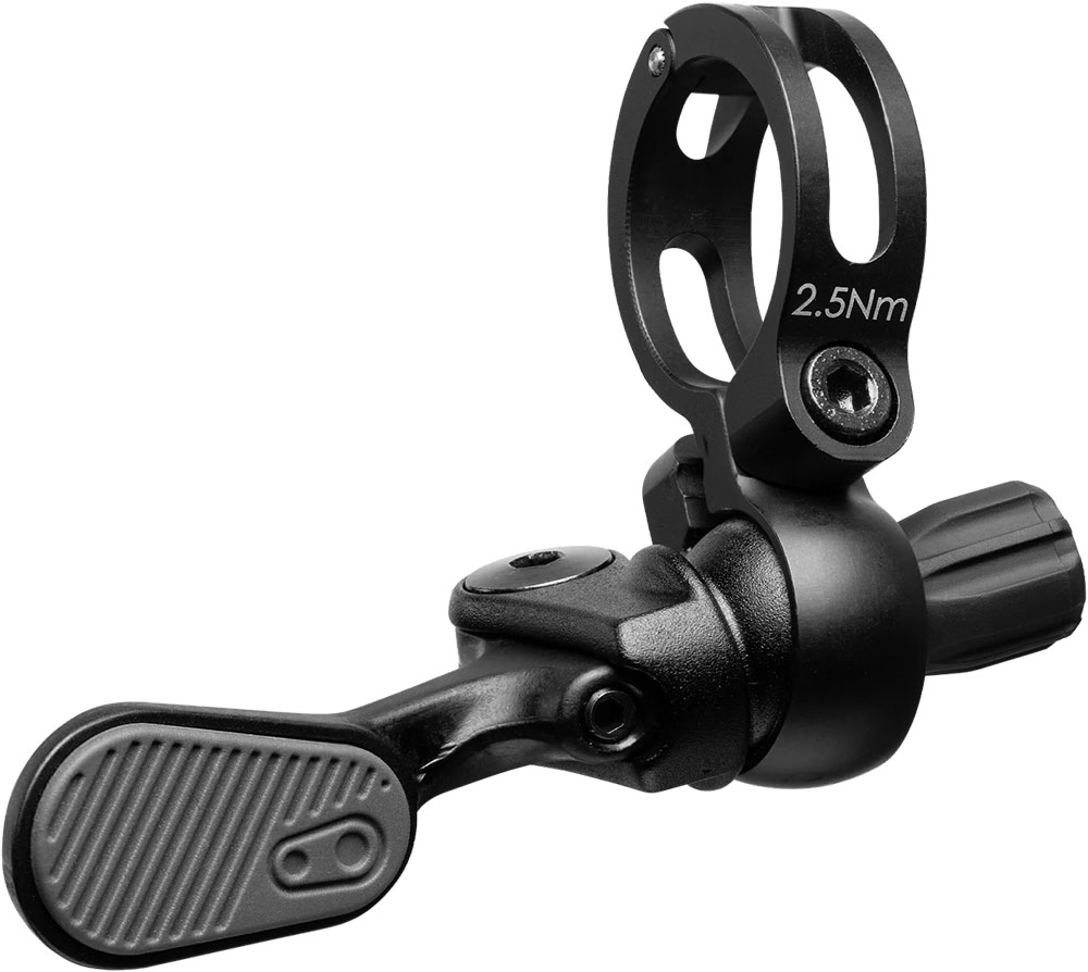 highline-remote-universal-three-quarter-Universal.jpg