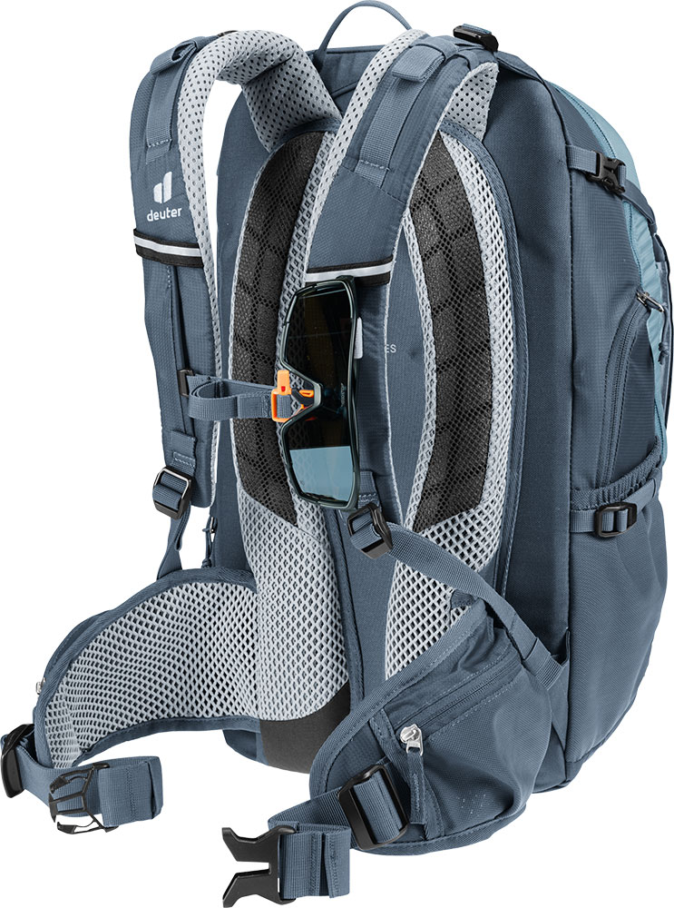 deuter-3200124-1374-Trans-Alpine-24_atlantic_ink-(11).jpg