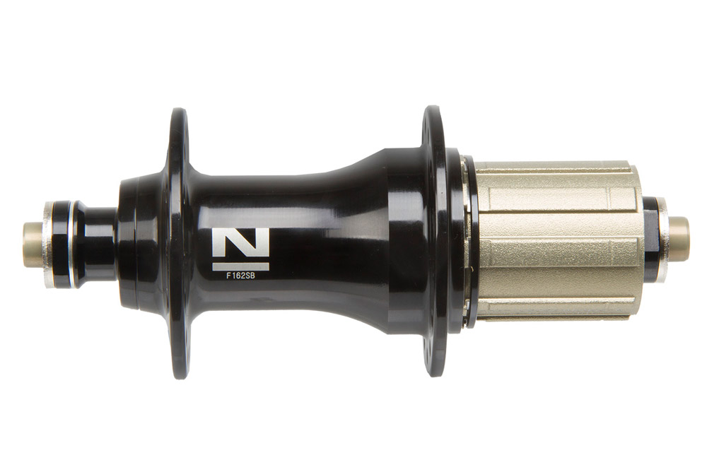 NOVATEC-F162SB-AA-11S-Hinterradnabe.jpg