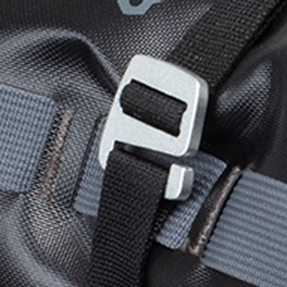 Blackburn-OUTPOST-Elite-Handlebar-Roll-3510-651_05.jpg