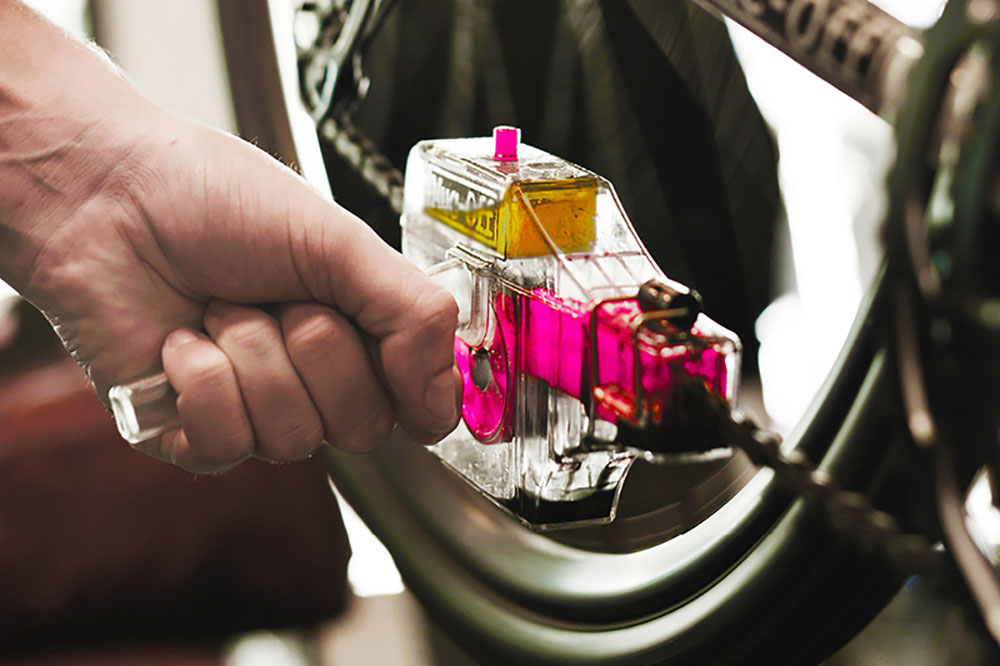 Muc-Off-X-3-Dirty-Chain-Machine-277-X3-(5).jpg