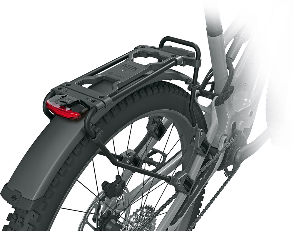 SKS_11948_INFINITY_UNIVERSAL_REARLIGHT-(3).jpg