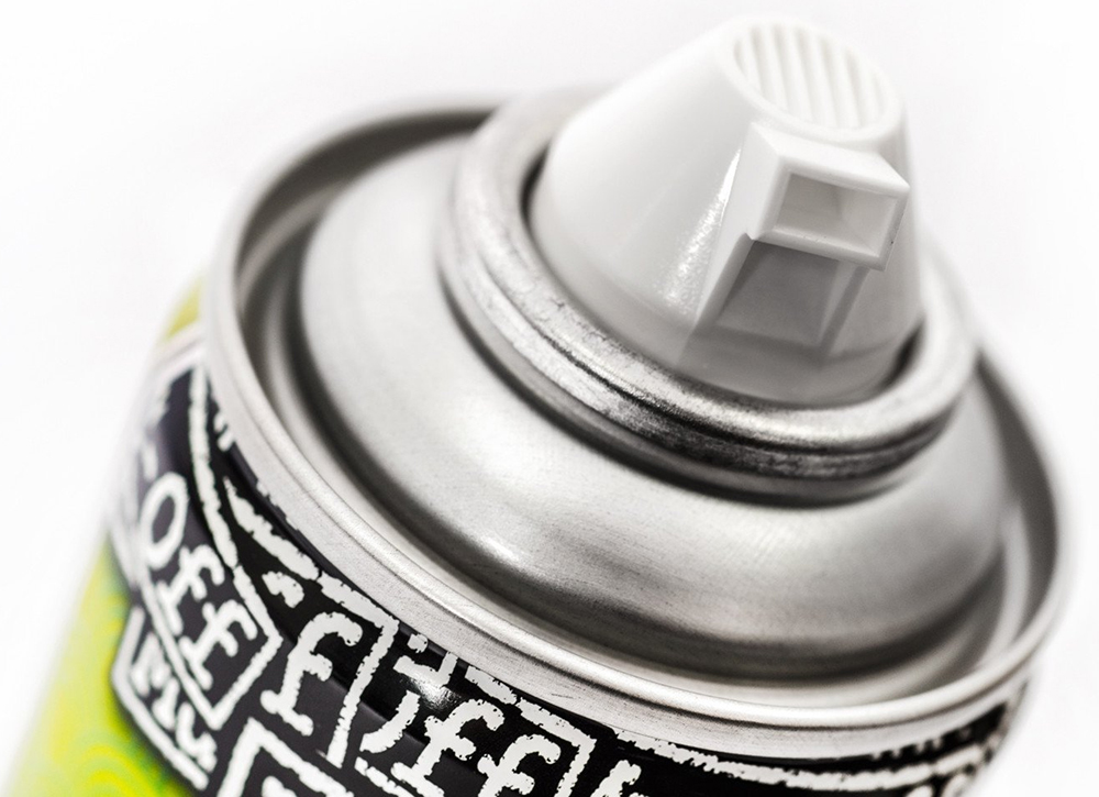 Muc_Off_Helmet-Foam-Fresh-Reinigungsschaum-400ml_MU-CAR-0199_c.jpg