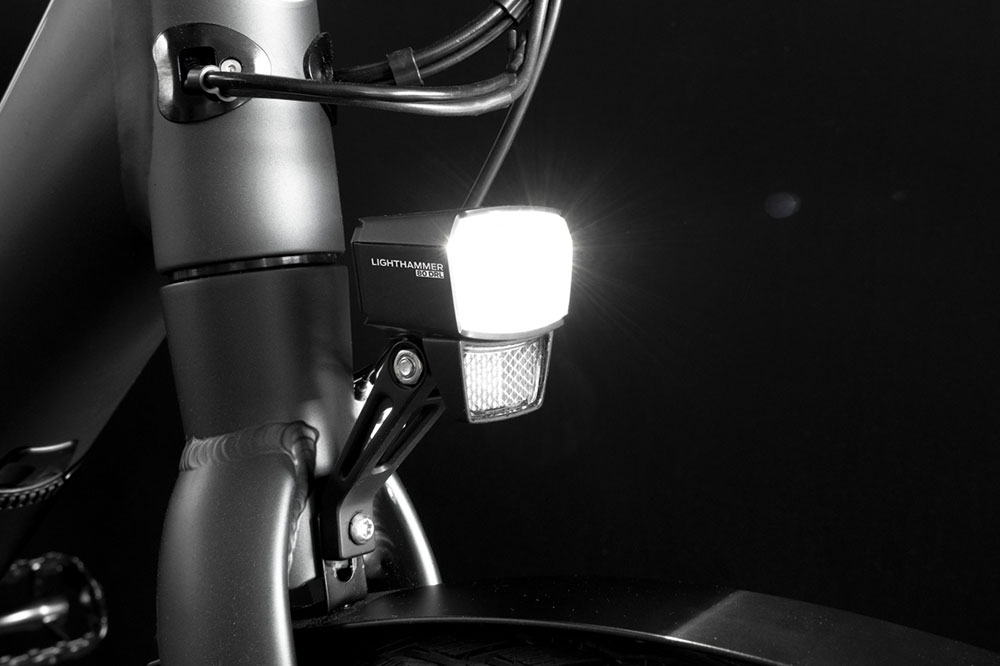 Trelock-LS-830-T-Lighthammer-8006143-(2).jpg