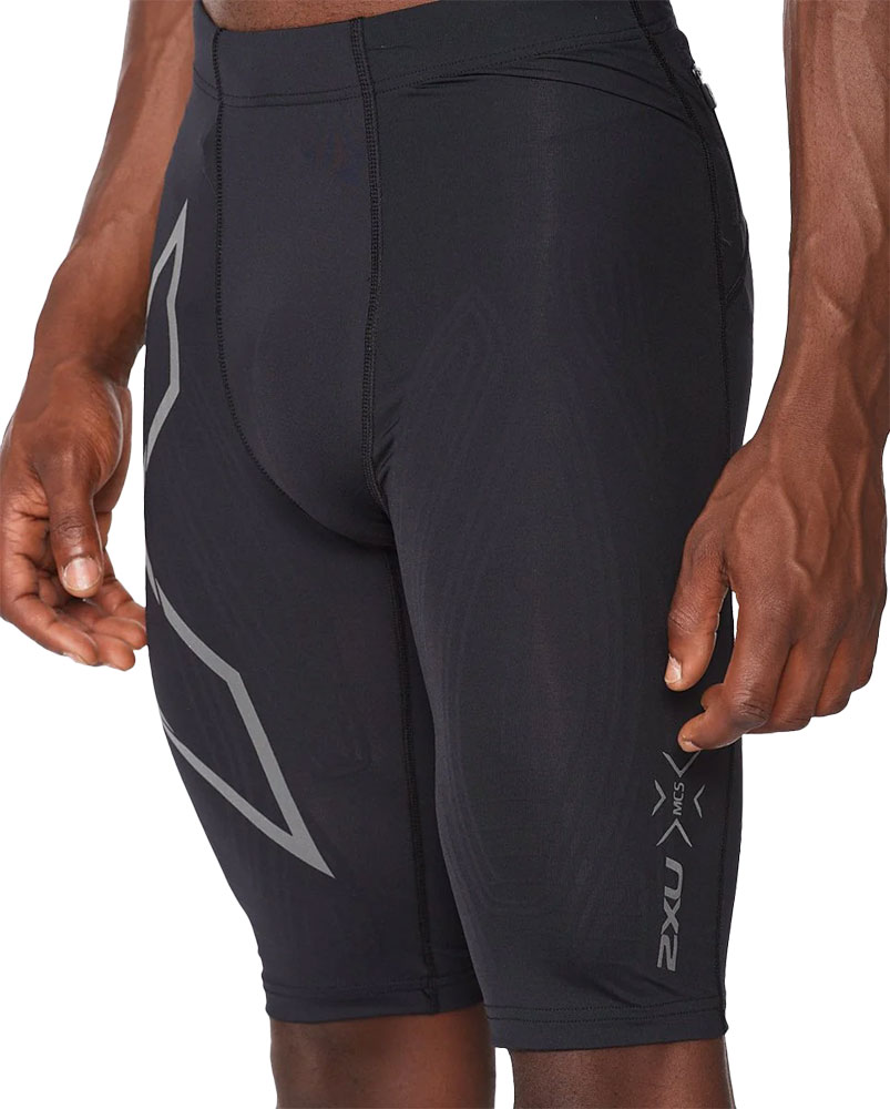 2XU_MA5331B_Light_Speed_Kompressionshorts (5).jpg