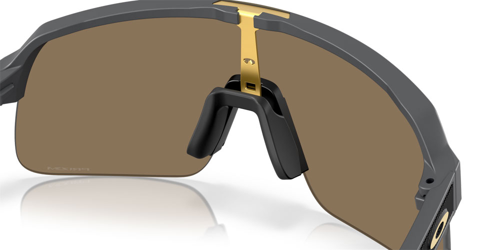 Oakley_0OO9496__949609__ (4).jpg