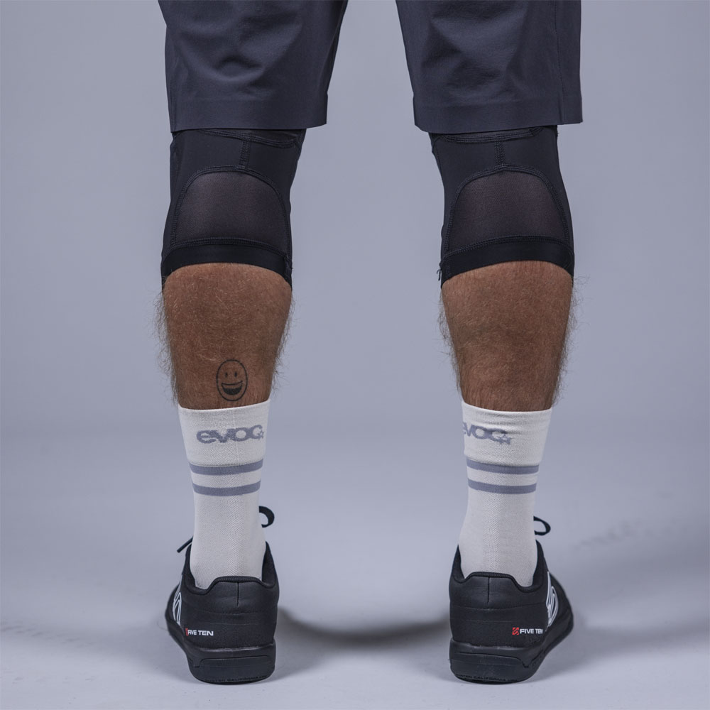 304001100_KNEE_PROTECTOR_LS_FLEX_LITE_dt04_1920x1920.jpg