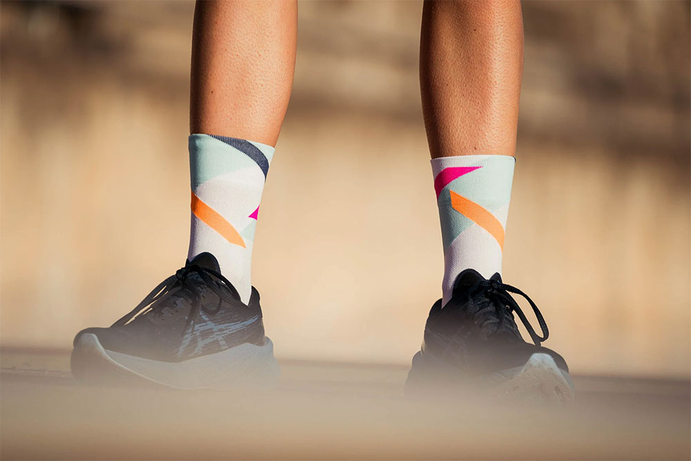 Incylence_Ultralight-Strikes-Socken_01024911_ (5).jpg
