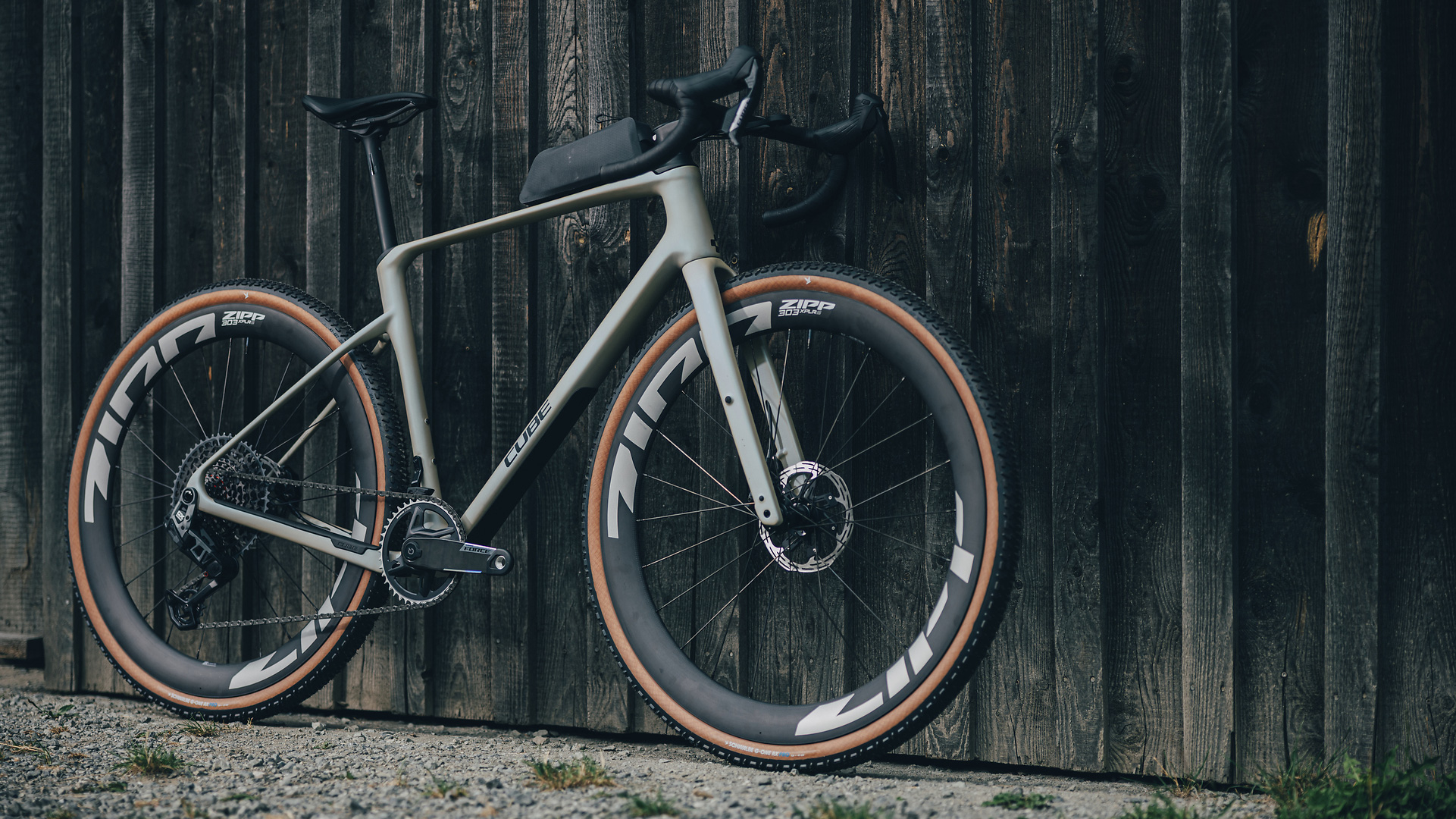 Nuroad C:62 SLX glintsand´n´black