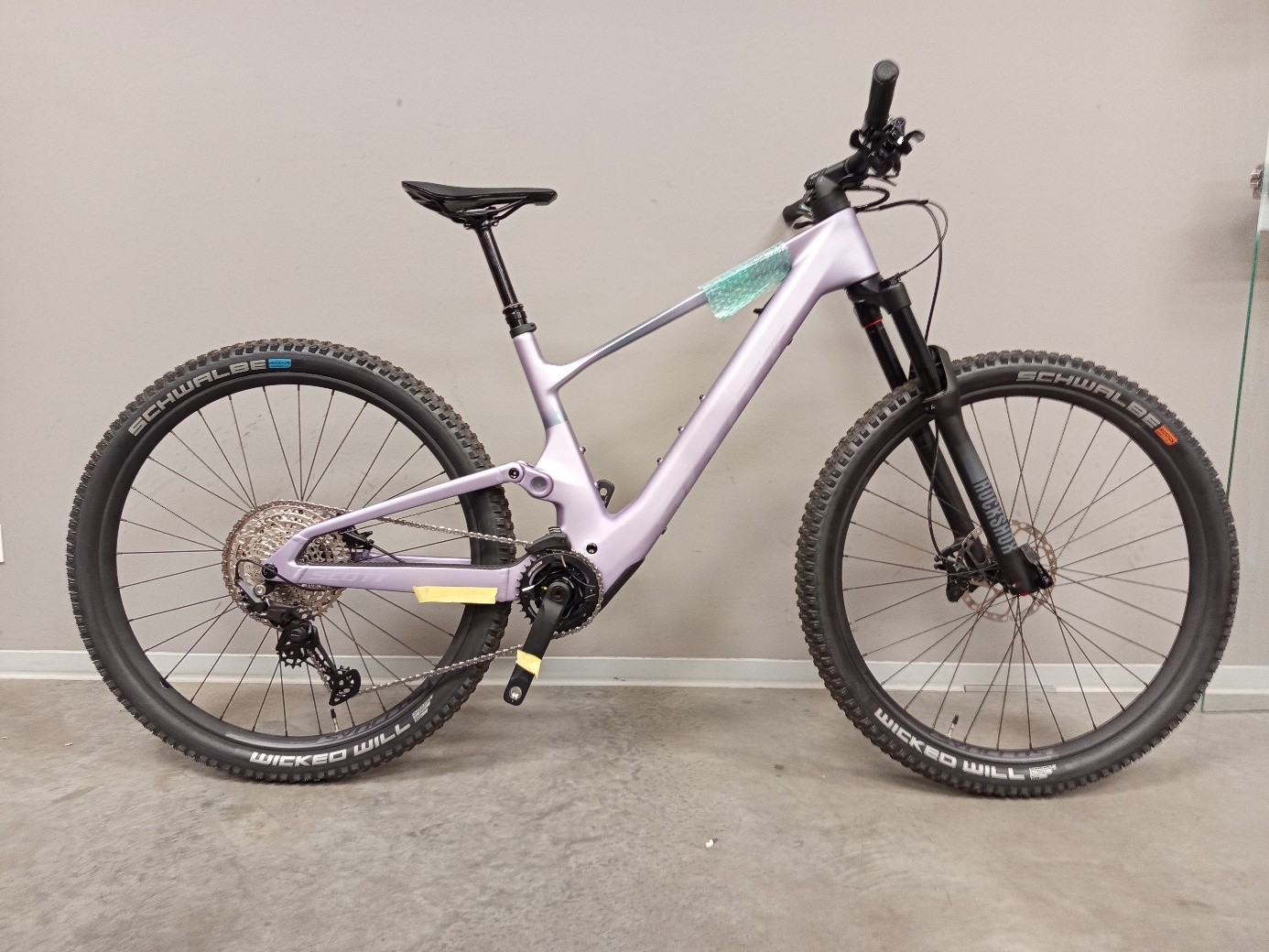 Lumen eMTB 920 w kolorze fioletowo-liliowym (towar z retur)