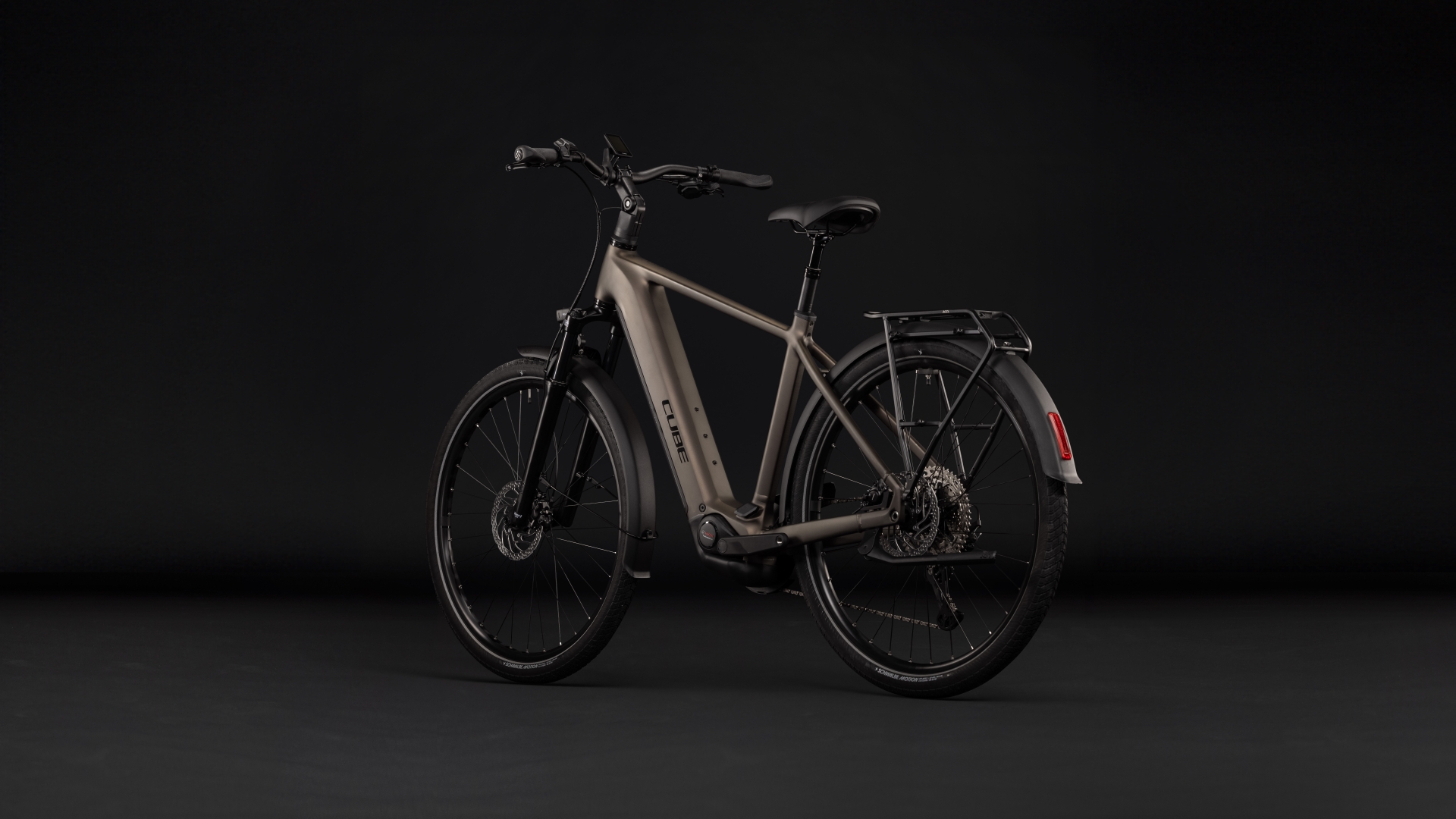 Touring Hybrid Pro 800 metallicumbra´n´black