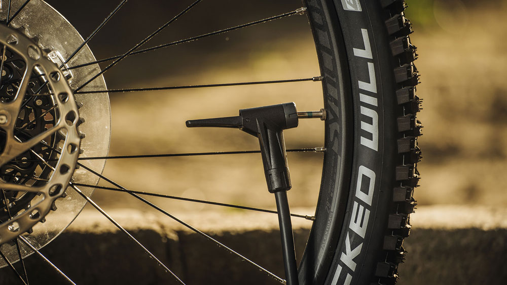 Topeak TJB-MET2 20145296 JoeBlow Mountain EX mit TwinHead  (6).jpg