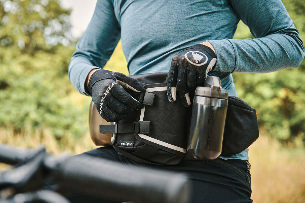 fidlock HB-20001-00001(BLK) 20136158 Hip Belt Double + bottle 450 - Hüfttasche  (21).jpg
