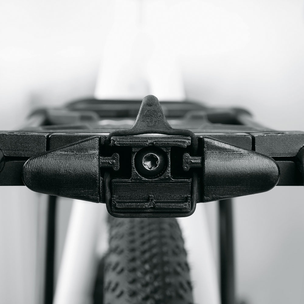 SKS_11948_INFINITY_UNIVERSAL_REARLIGHT-(4).jpg
