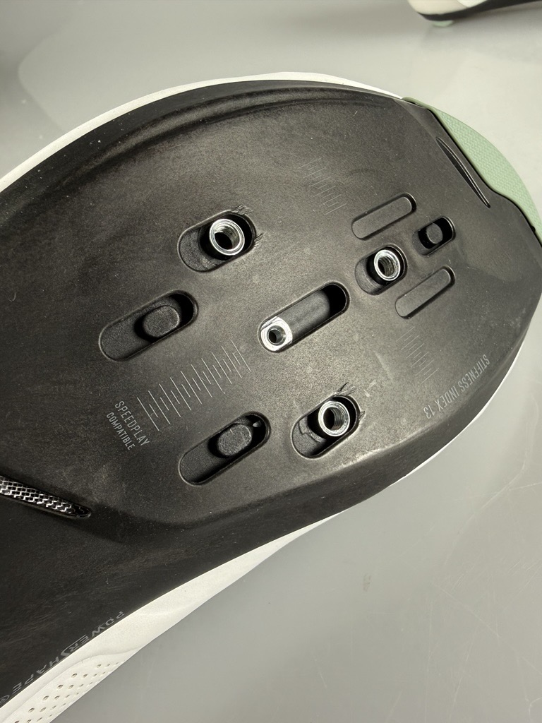 ARTICLES DE DEUXIÈME CHOIX / Revolution - Chaussures de vélo de course Blanc/Gris clair 44