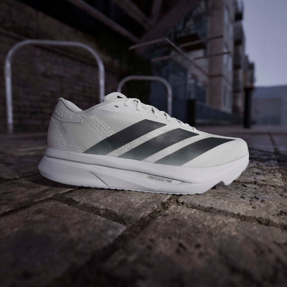 Adizero_Super_Light2_ftwwht_cblack_dshgry (7).jpg
