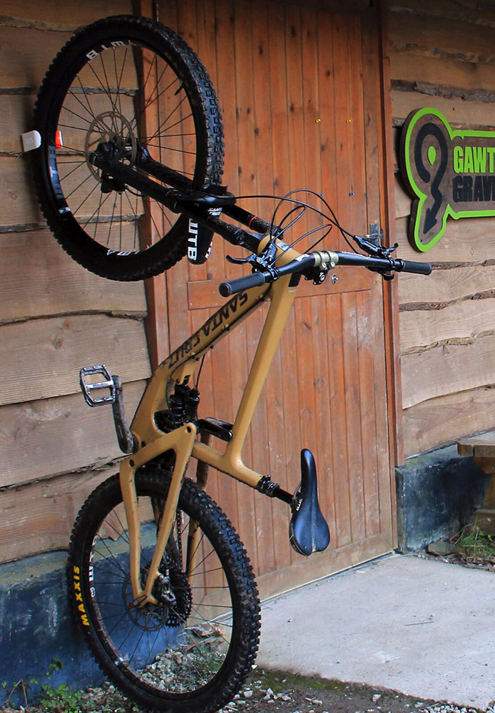 Clug_MTB_XL_Lifestyle-New.jpg