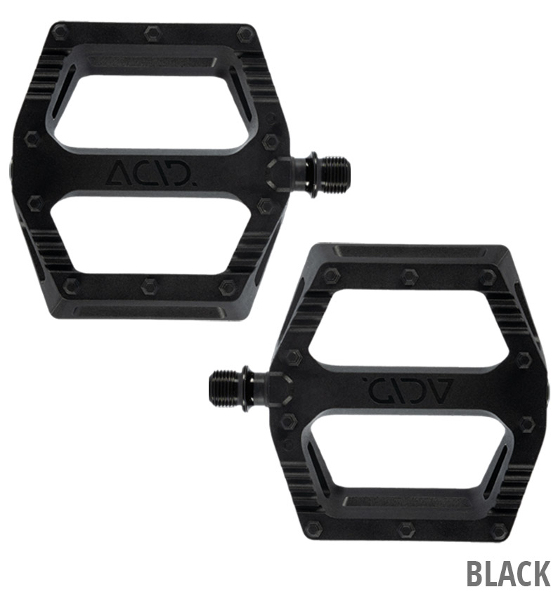 939760000_C6ZP_Cube_black_1_3.jpg