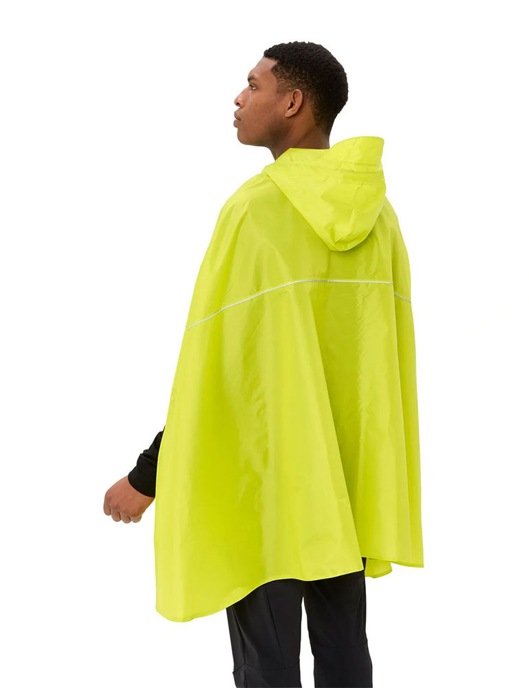 Vaude_022852955200‌_Valdipino_Poncho (2).jpg