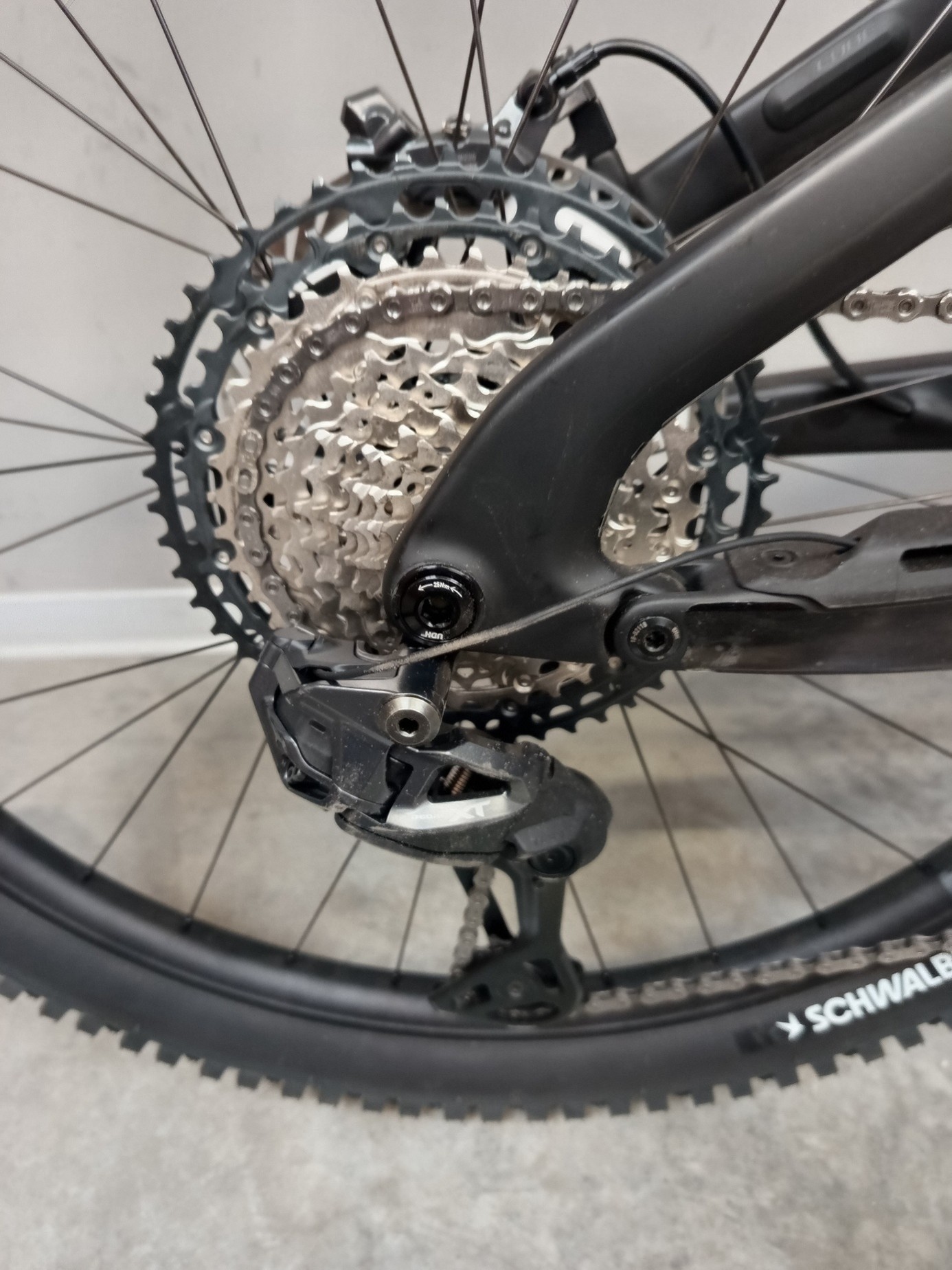 AMS Hybrid ONE77 C:62 AT 600X carbon´n´gold (Rückläufer)