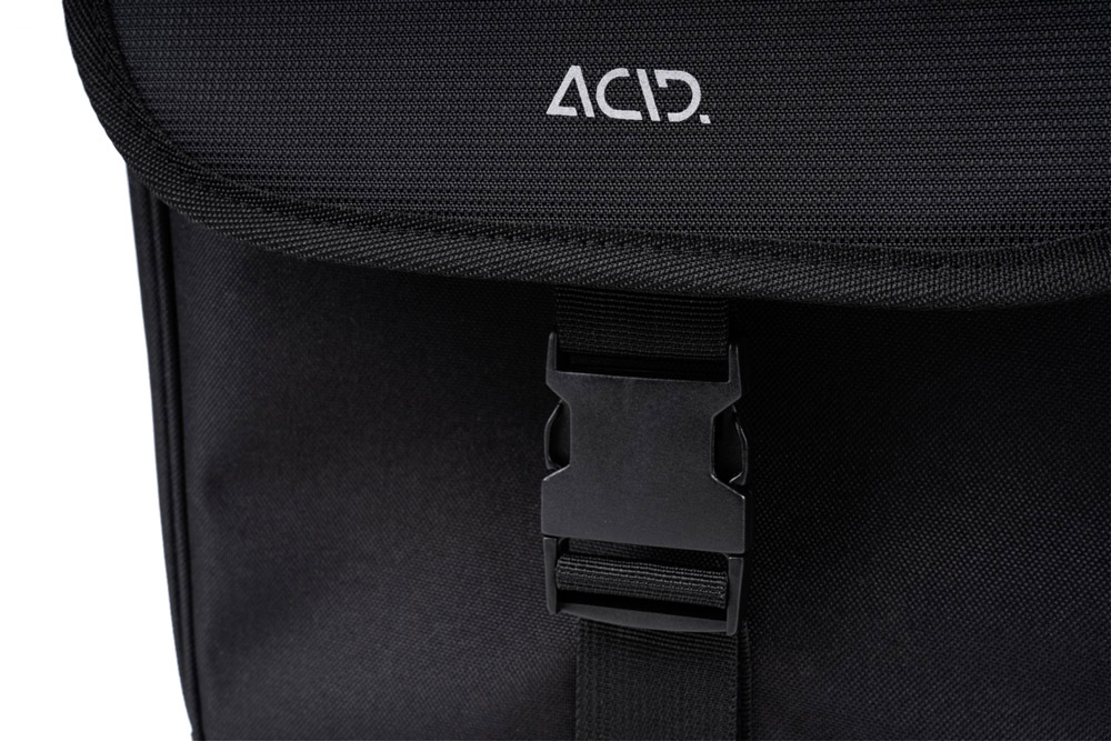 939510000-City-15-Classic-SMLink-Seitentasche(2).jpg