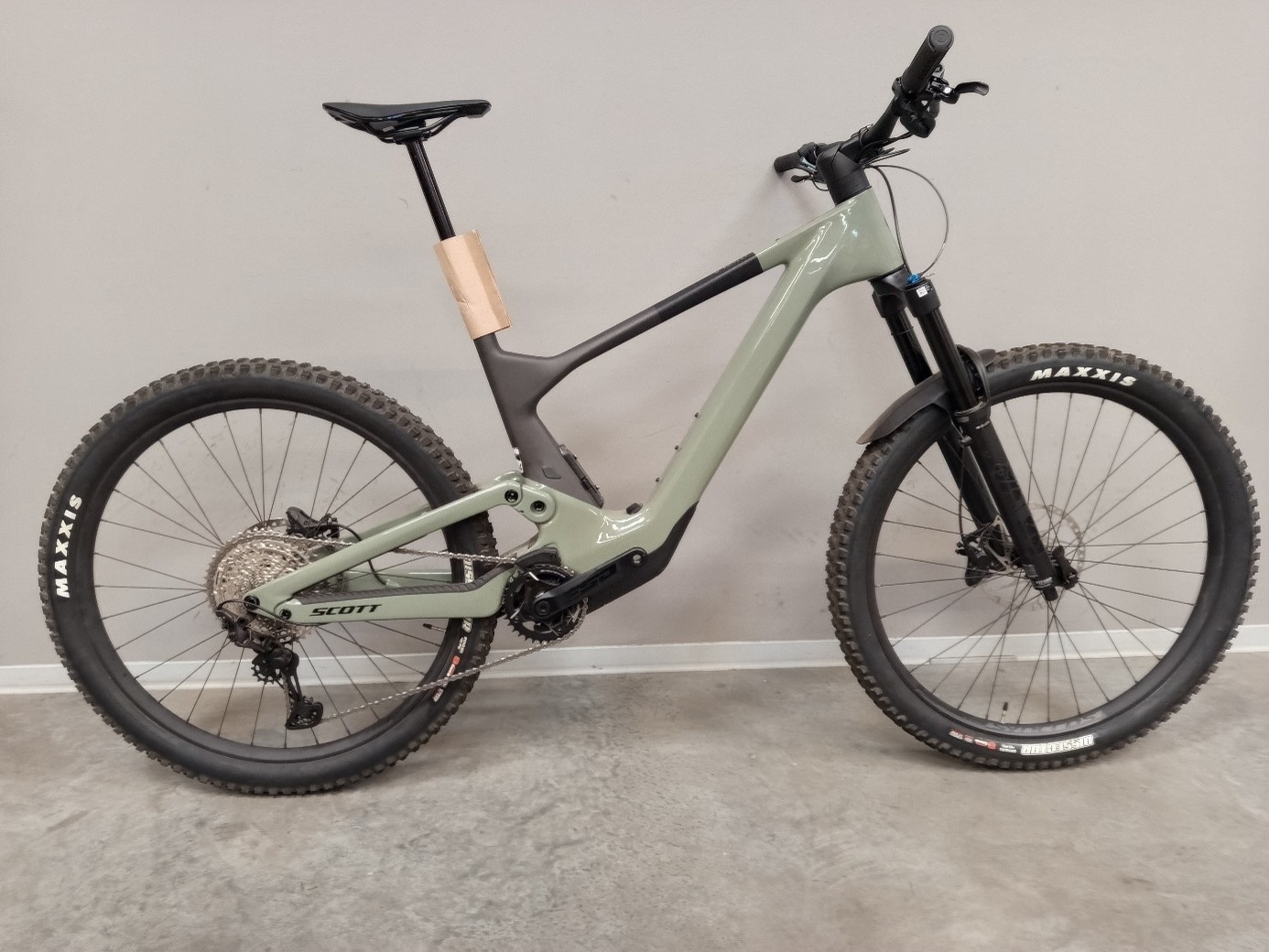 Voltage eRide 910 Undergrowth Green/Carbon Gloss (Rückläufer)
