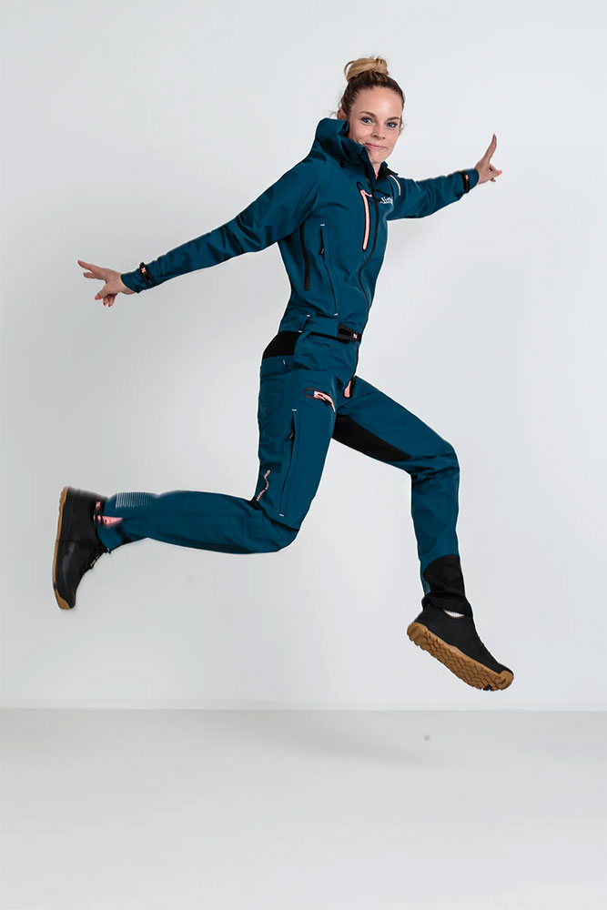 dirtlej_20250074_DirtSuit_Core_Edition_V4_1_Damen_Matschoverall (15).jpg