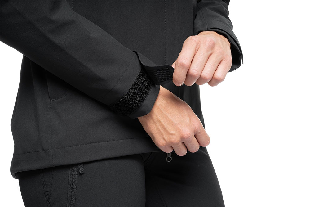CUBE_12189_CMPT_Damen_Regenjacke (1).jpg