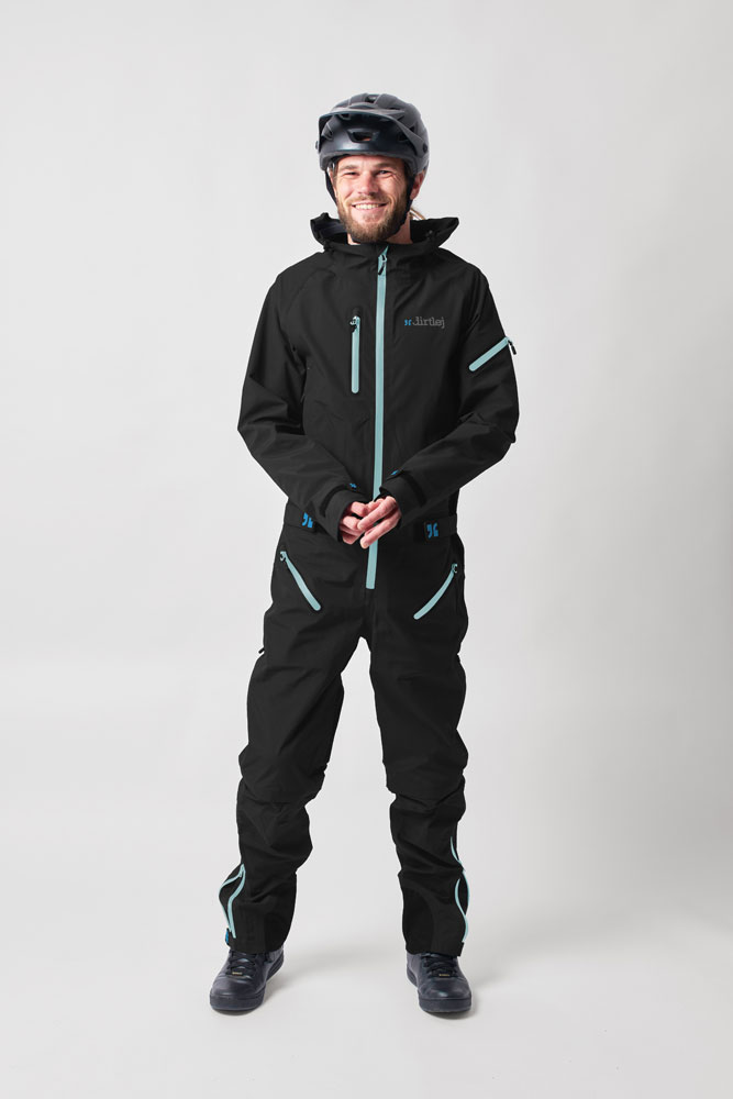 dirtlej_DirtSuit-Core-Edition-Blacklabel-Matschoverall_20220102_3.jpg