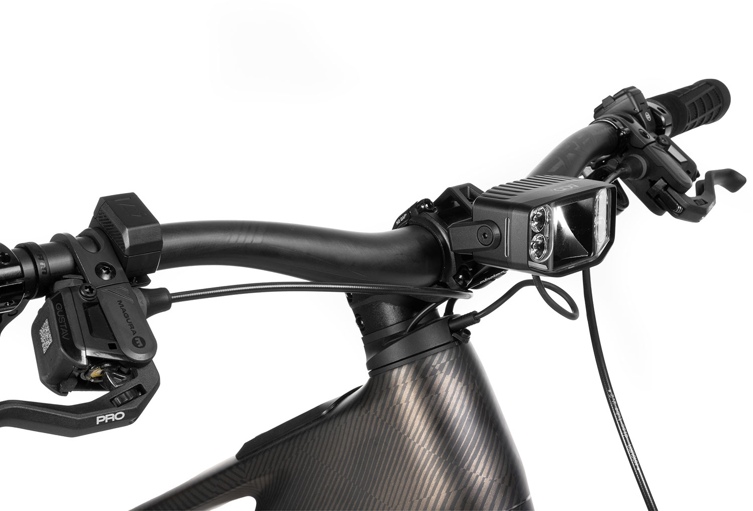 Pro-E 300 WIDE HB X-Connect – przedni reflektor do roweru elektrycznego