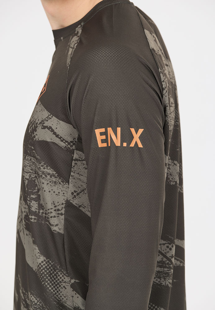 Endurance_Kronos_BlackInk (8).jpg