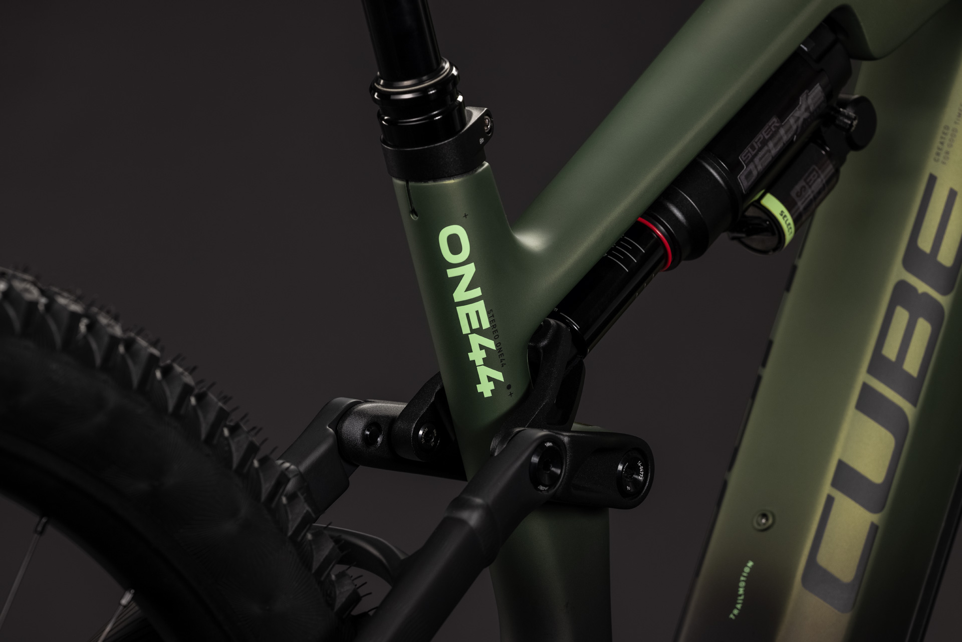 Stereo Hybrid ONE44 HPC TM 800 reedgreen´n´gills