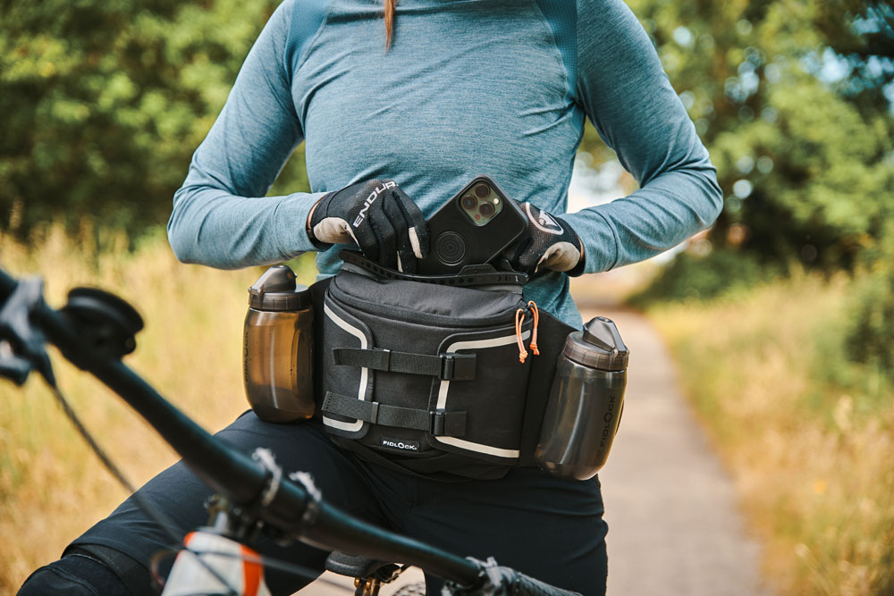 fidlock HB-20001-00001(BLK) 20136158 Hip Belt Double + bottle 450 - Hüfttasche  (24).jpg